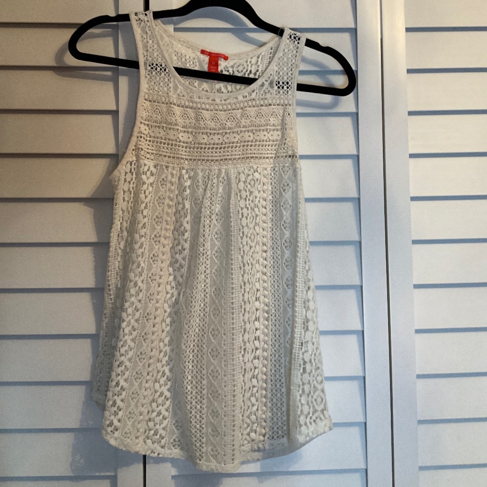 Chelsea & violet white cream crochet top size medium